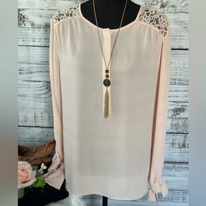 EUC Banana Republic Lace Detail Blouse